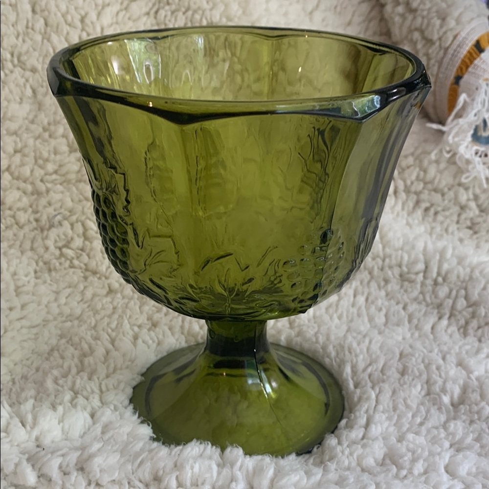 Indiana Glass Harvest Grape Glass Pedestal Bowl